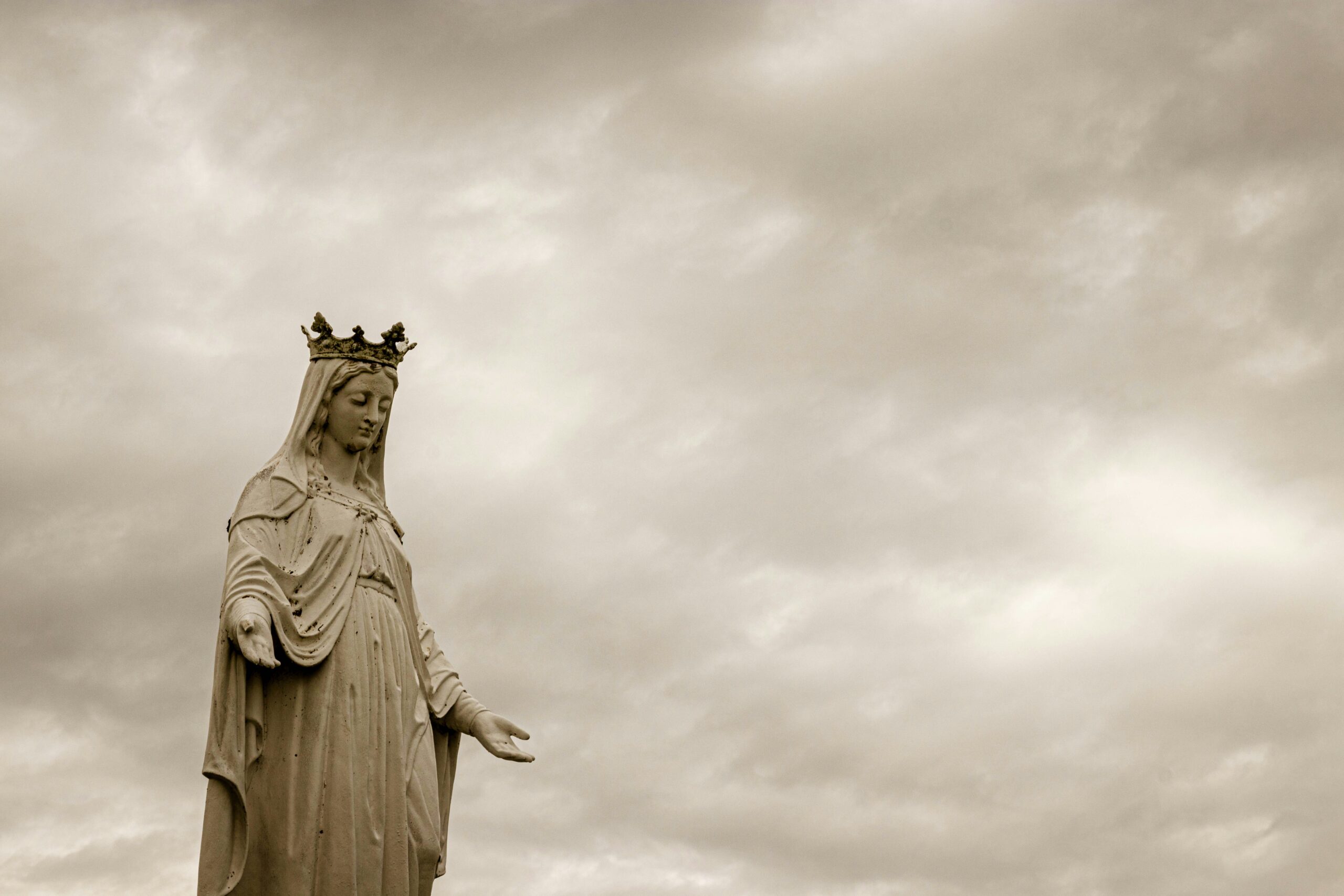 Aprofundando na Ladainha de Nossa Senhora: Reflexões e Práticas Espirituais