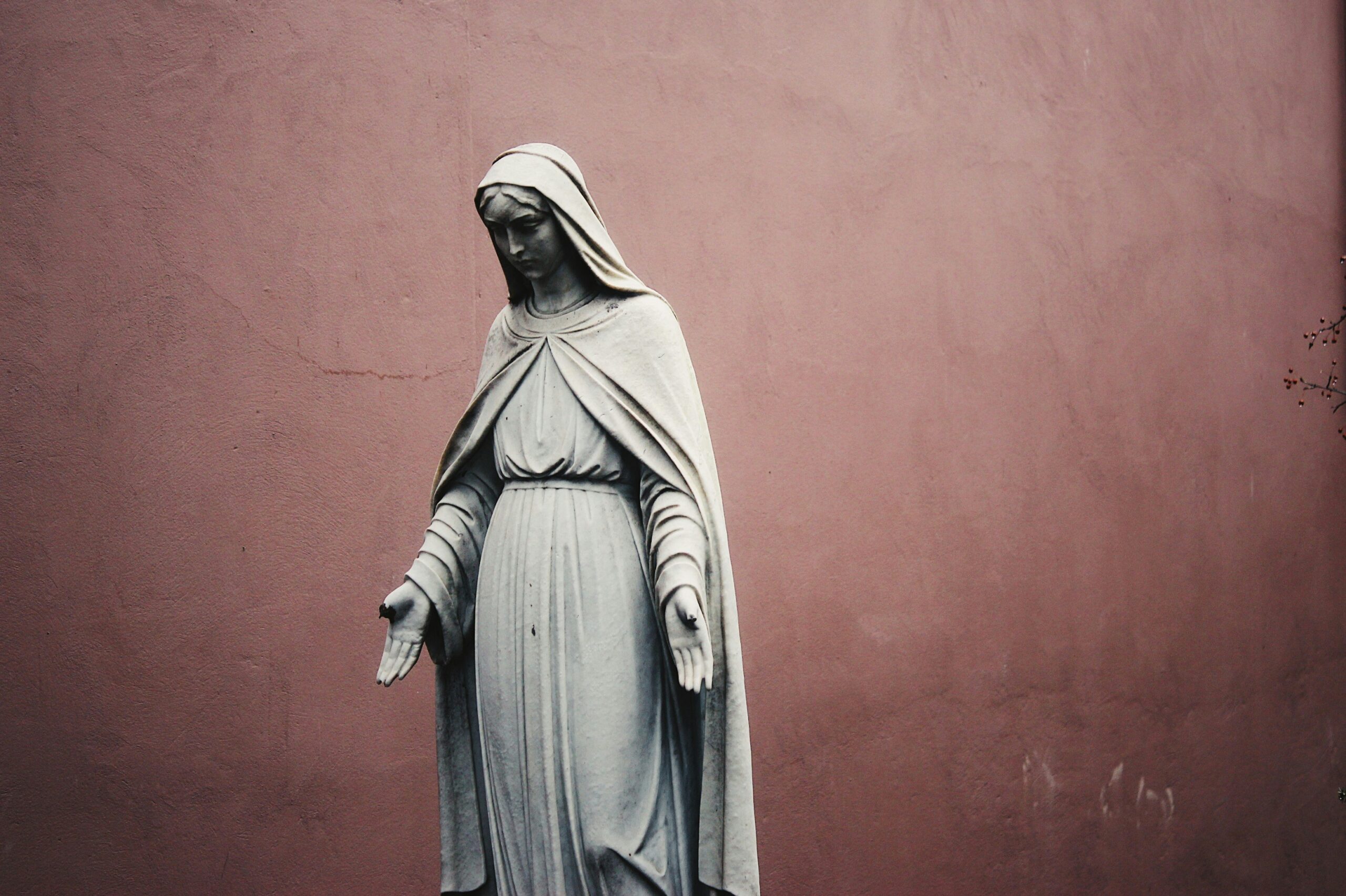 Qual o Significado do Nome Maria? Descubra sua Essência Espiritual
