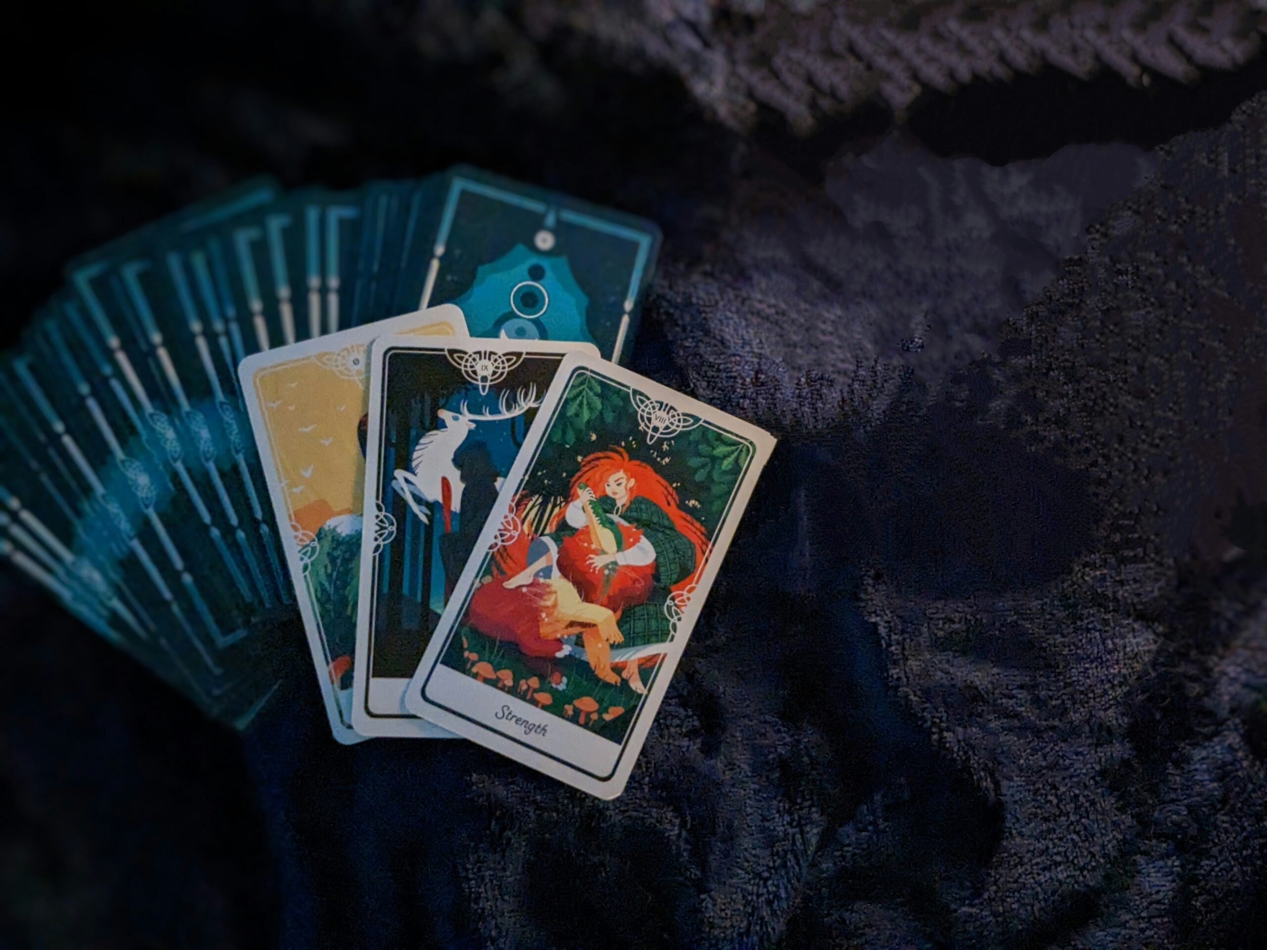 Cartas Místicas: Guia Inspirador para Autoconhecimento e Espiritualidade