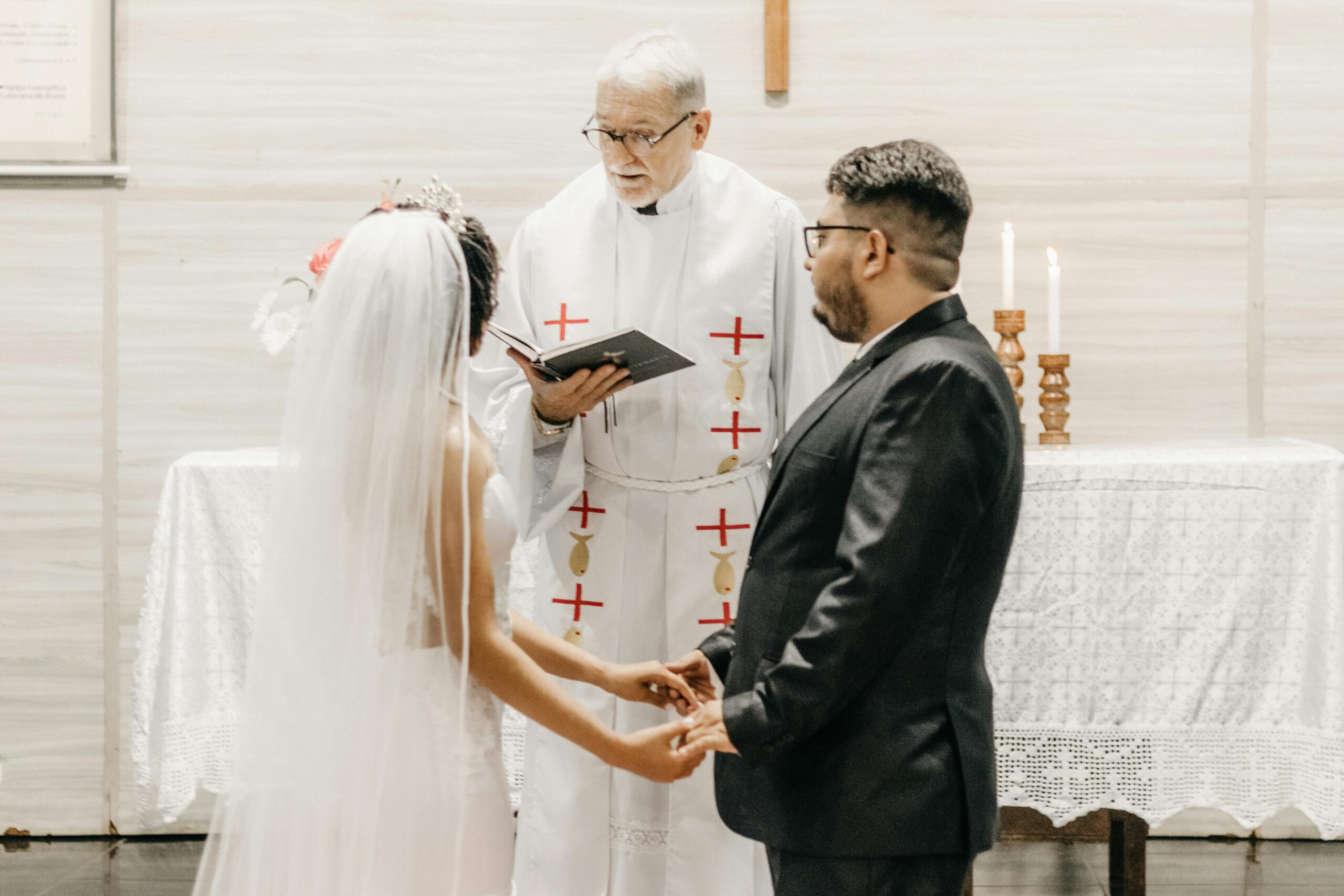 O que precisa para casar na Igreja Católica: um guia completo