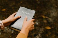 Legisladores infringem a liberdade de não ter religião nas salas de aula do ensino fundamental e médio – The Collegian
